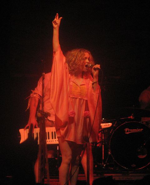 img_7430.jpg: Goldfrapp