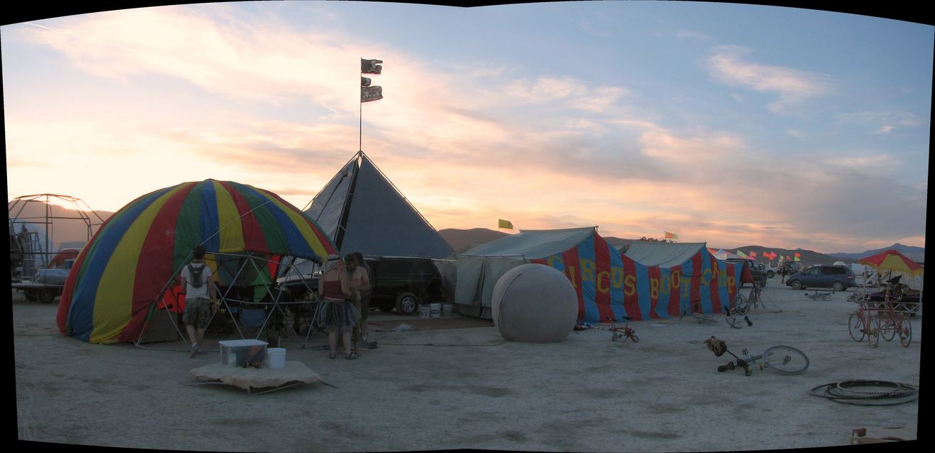 img_9088_pano.jpg: Circus Boot camp in the evening